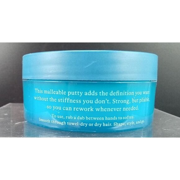 Harrys Texturizing Putty 2.5 Oz Flexible Hold Matte Finish Hair Styling Product - Picture 2 of 3